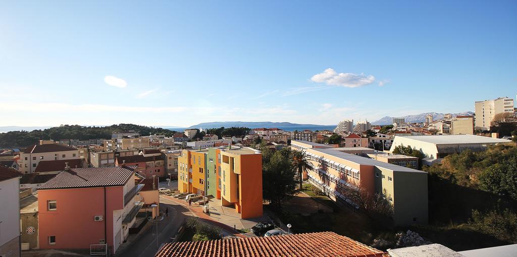 Apartments Obitelj Vuletic Makarska Exterior foto